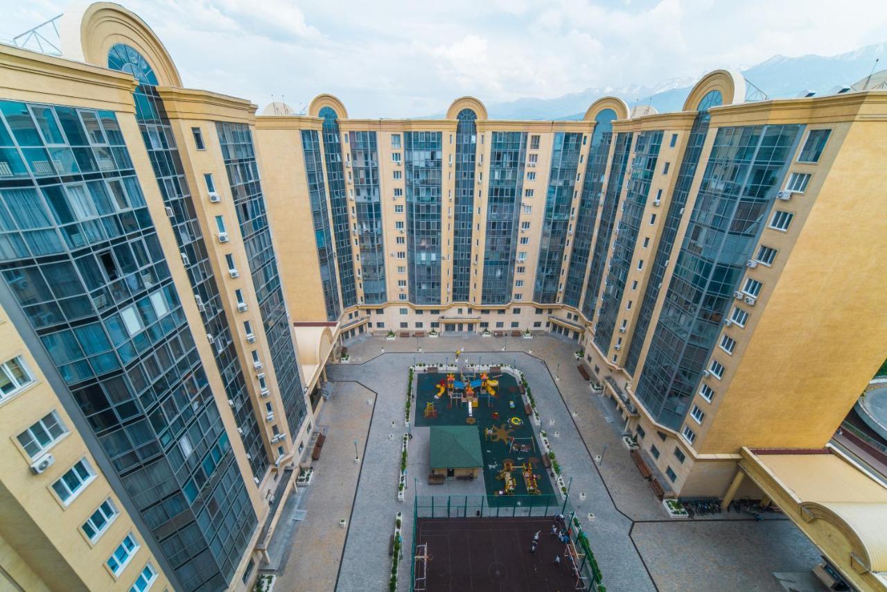Hotel Manica Vavilon Almatî Exterior foto